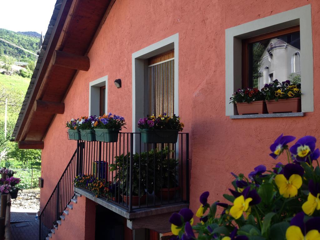 Maison Des Challant Challand Saint Victor Zewnętrze zdjęcie